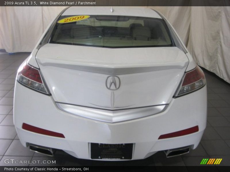 White Diamond Pearl / Parchment 2009 Acura TL 3.5