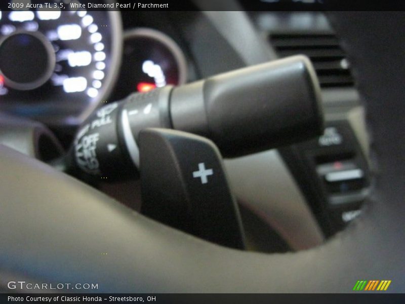 White Diamond Pearl / Parchment 2009 Acura TL 3.5