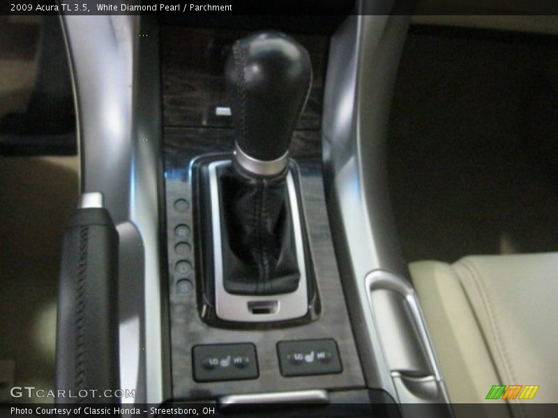 White Diamond Pearl / Parchment 2009 Acura TL 3.5