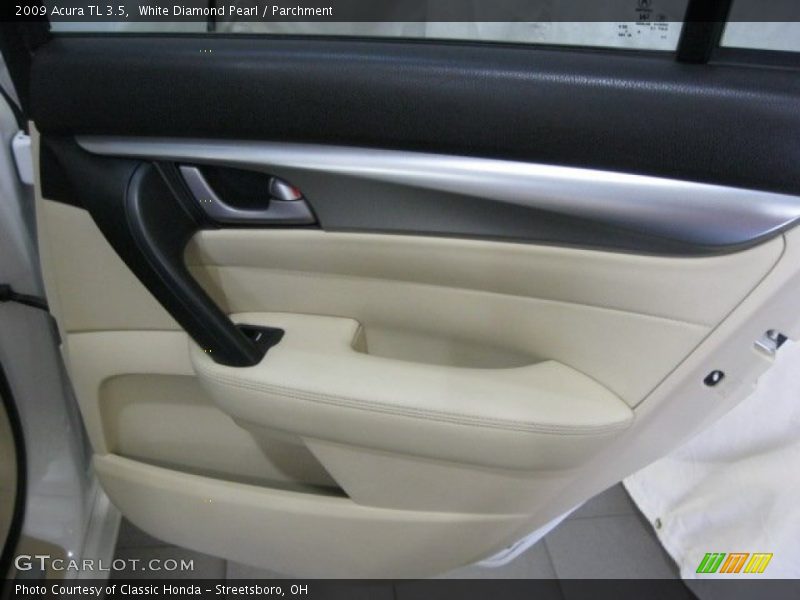 White Diamond Pearl / Parchment 2009 Acura TL 3.5