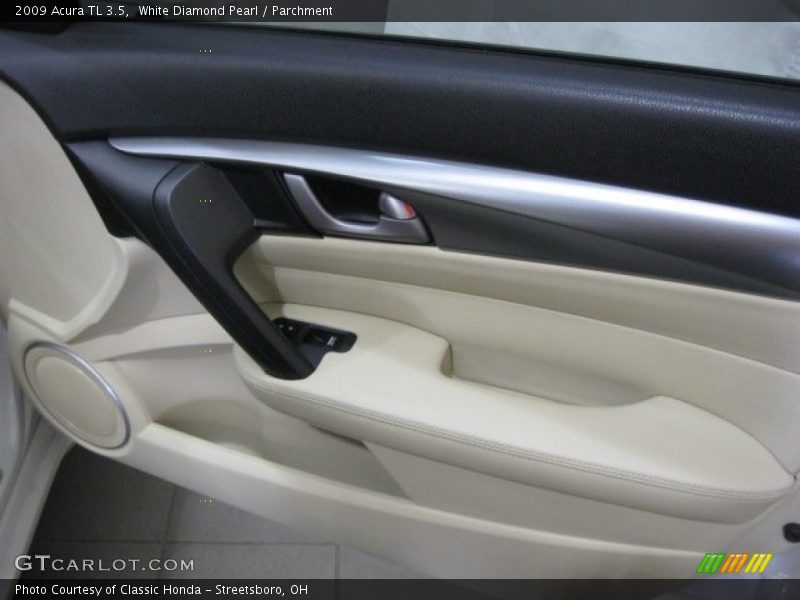 White Diamond Pearl / Parchment 2009 Acura TL 3.5