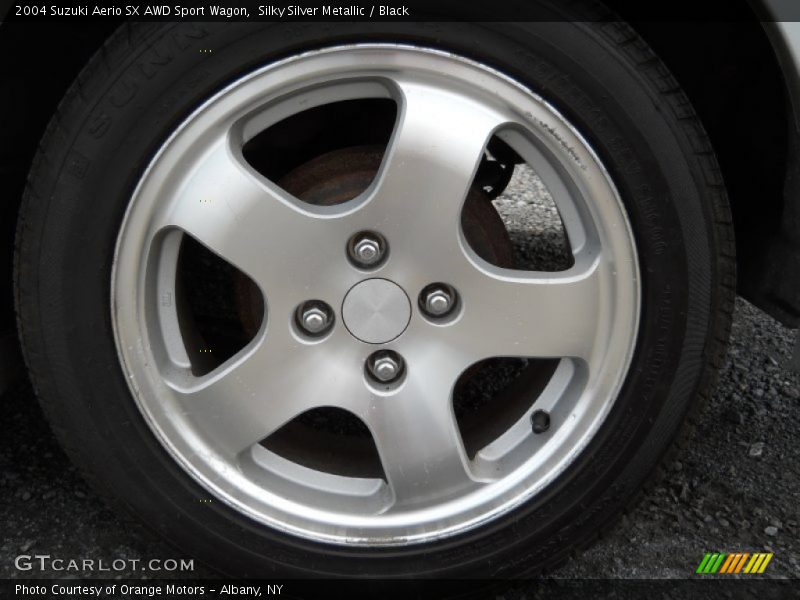  2004 Aerio SX AWD Sport Wagon Wheel