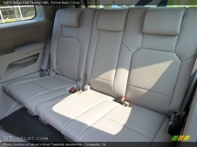 Formal Black / Gray 2009 Honda Pilot Touring 4WD
