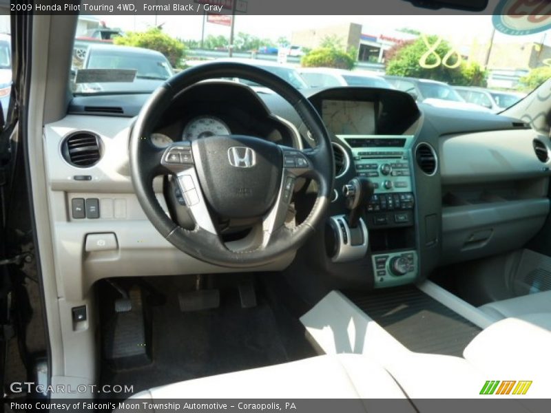 Formal Black / Gray 2009 Honda Pilot Touring 4WD