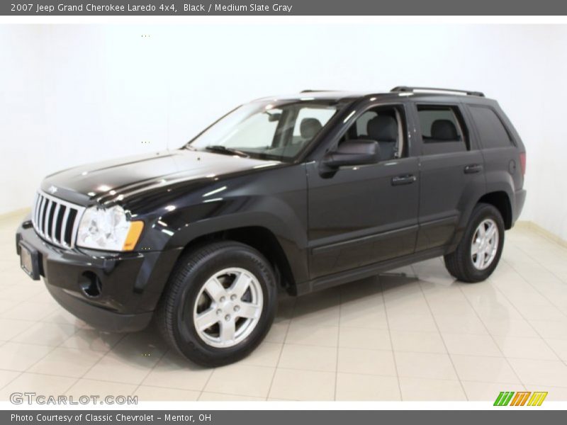 Black / Medium Slate Gray 2007 Jeep Grand Cherokee Laredo 4x4