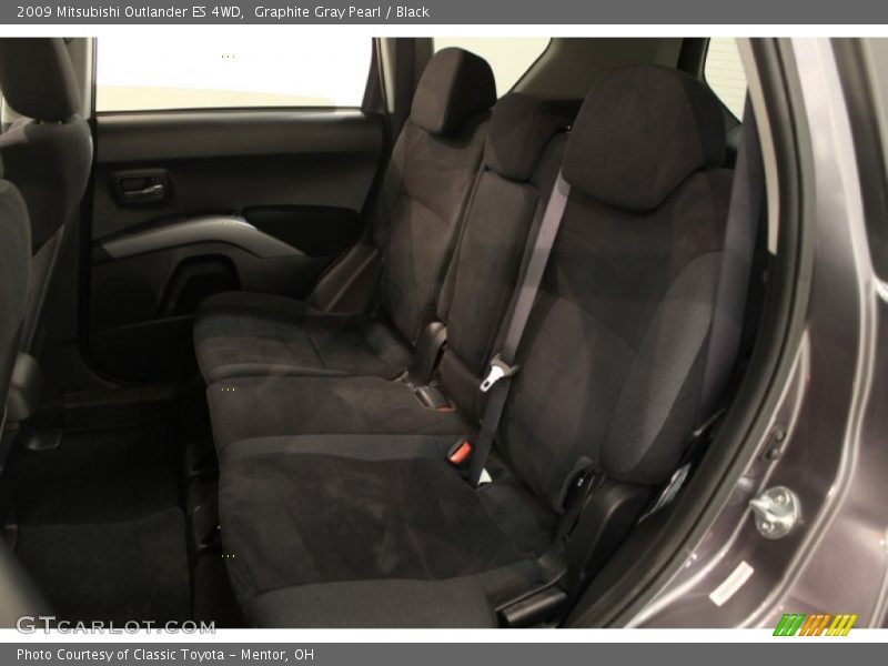 Graphite Gray Pearl / Black 2009 Mitsubishi Outlander ES 4WD
