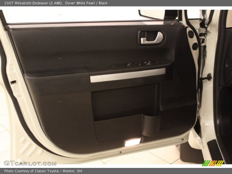 Dover White Pearl / Black 2007 Mitsubishi Endeavor LS AWD