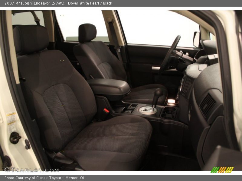 Dover White Pearl / Black 2007 Mitsubishi Endeavor LS AWD