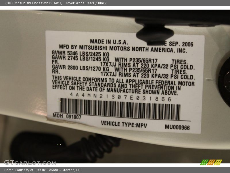 Dover White Pearl / Black 2007 Mitsubishi Endeavor LS AWD