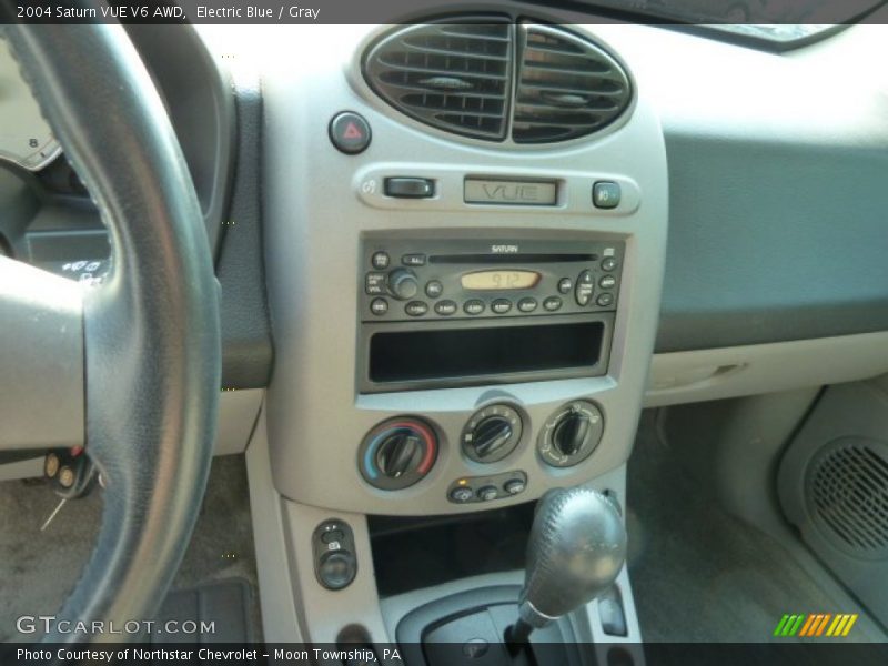 Electric Blue / Gray 2004 Saturn VUE V6 AWD