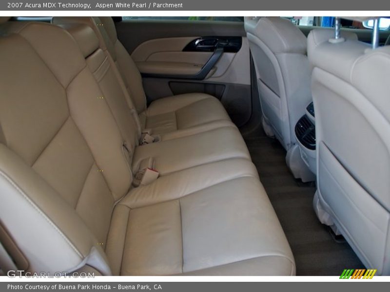 Aspen White Pearl / Parchment 2007 Acura MDX Technology