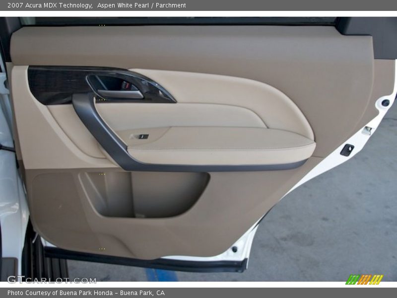 Aspen White Pearl / Parchment 2007 Acura MDX Technology