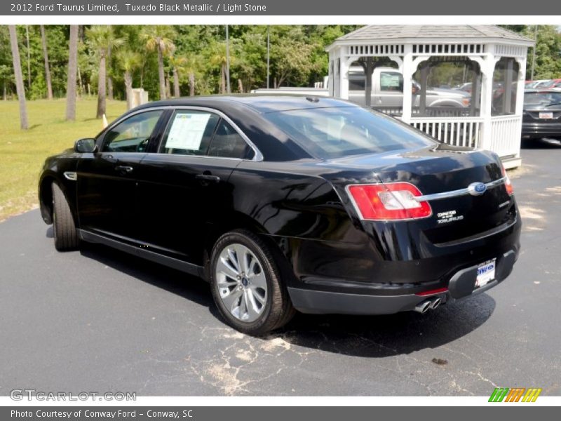 Tuxedo Black Metallic / Light Stone 2012 Ford Taurus Limited