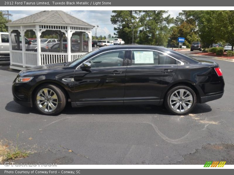 Tuxedo Black Metallic / Light Stone 2012 Ford Taurus Limited