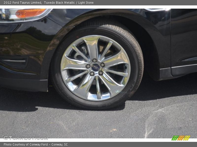 Tuxedo Black Metallic / Light Stone 2012 Ford Taurus Limited