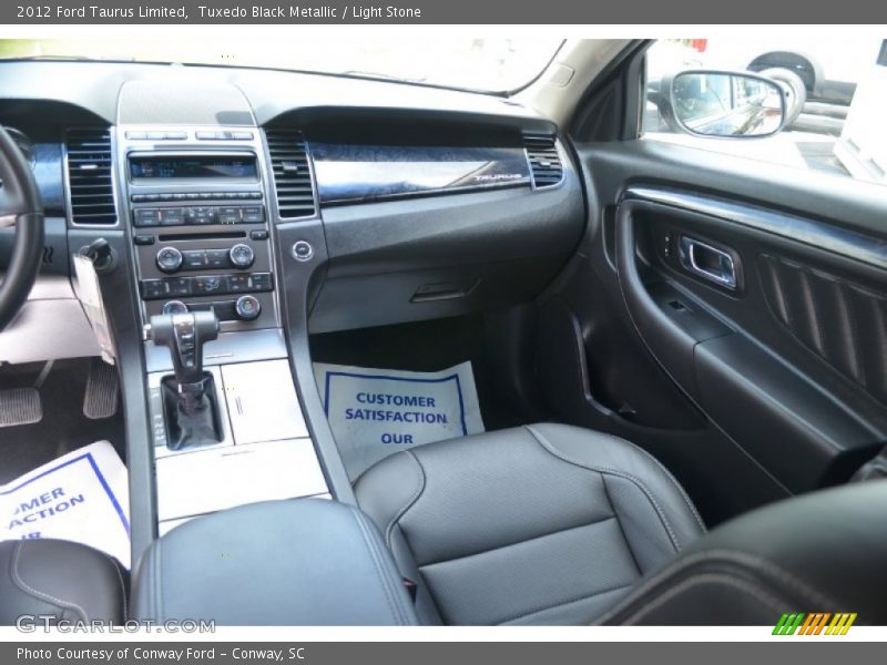 Tuxedo Black Metallic / Light Stone 2012 Ford Taurus Limited