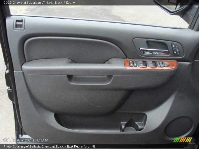 Black / Ebony 2012 Chevrolet Suburban LT 4x4
