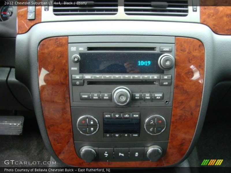 Black / Ebony 2012 Chevrolet Suburban LT 4x4