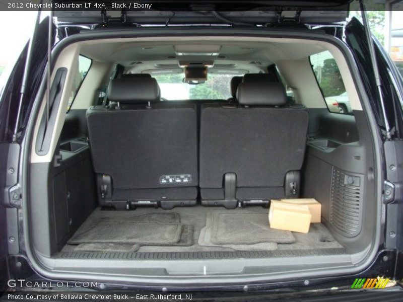 Black / Ebony 2012 Chevrolet Suburban LT 4x4