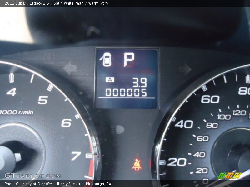 Satin White Pearl / Warm Ivory 2012 Subaru Legacy 2.5i
