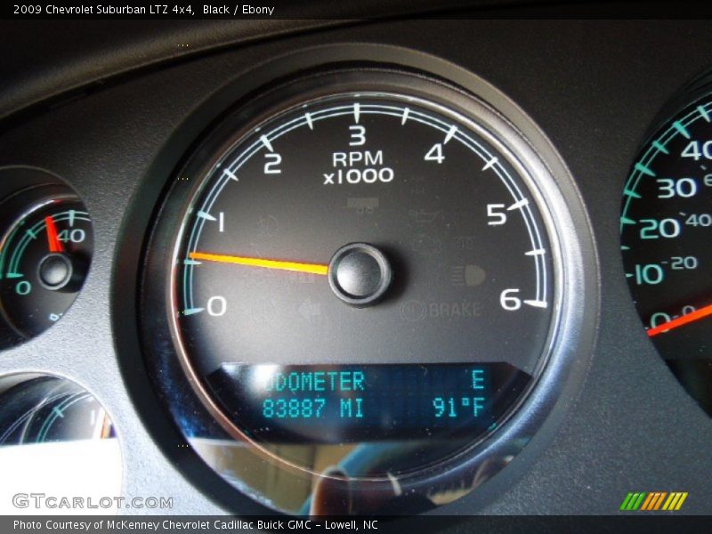 Black / Ebony 2009 Chevrolet Suburban LTZ 4x4