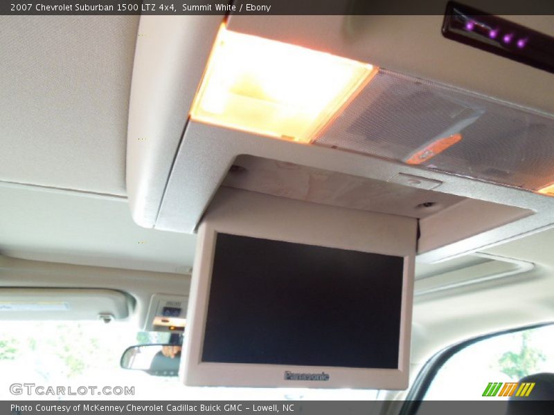 Summit White / Ebony 2007 Chevrolet Suburban 1500 LTZ 4x4