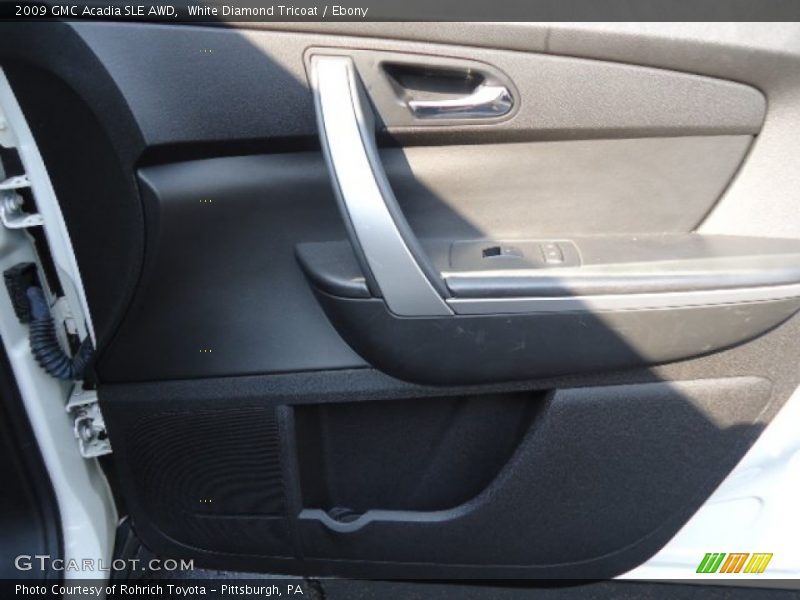White Diamond Tricoat / Ebony 2009 GMC Acadia SLE AWD