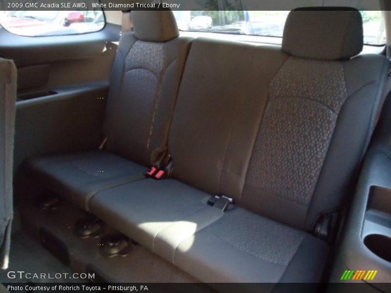 White Diamond Tricoat / Ebony 2009 GMC Acadia SLE AWD