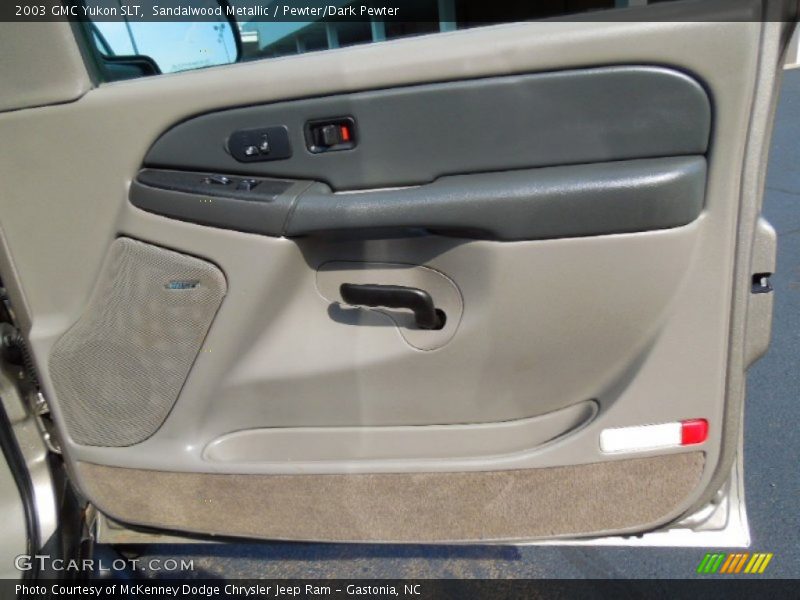 Door Panel of 2003 Yukon SLT
