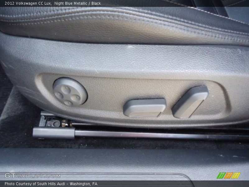 Night Blue Metallic / Black 2012 Volkswagen CC Lux