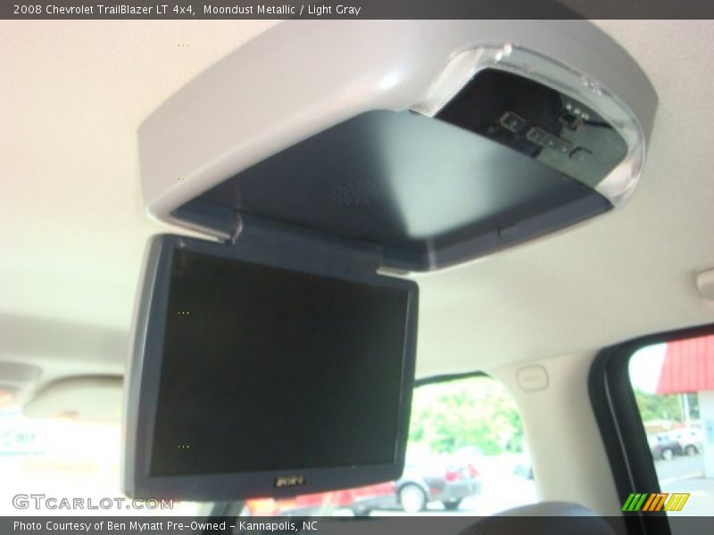 Moondust Metallic / Light Gray 2008 Chevrolet TrailBlazer LT 4x4