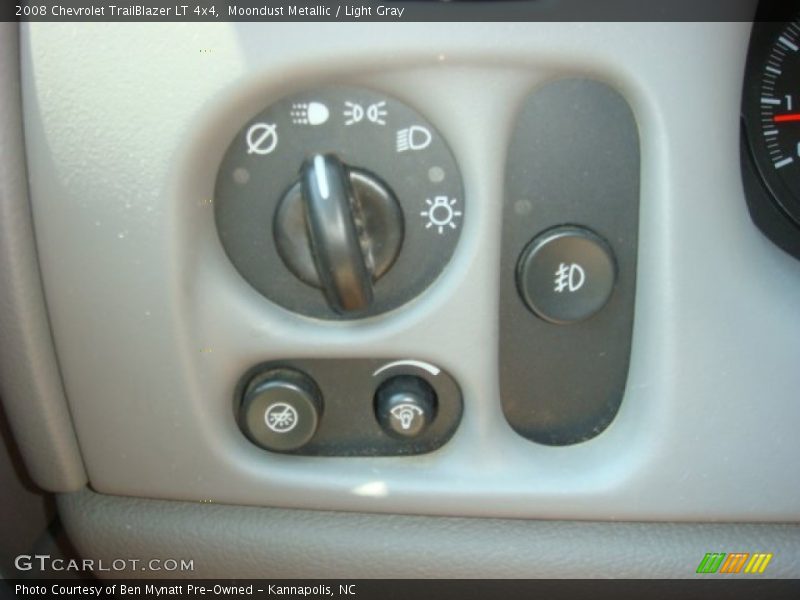 Moondust Metallic / Light Gray 2008 Chevrolet TrailBlazer LT 4x4