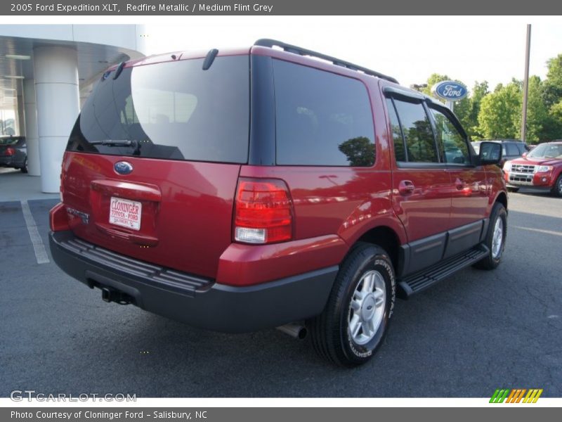 Redfire Metallic / Medium Flint Grey 2005 Ford Expedition XLT