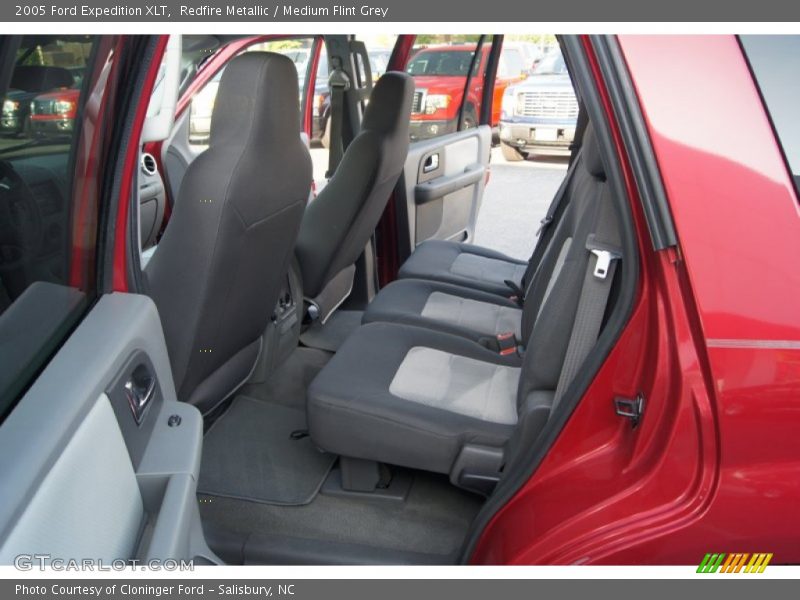 Redfire Metallic / Medium Flint Grey 2005 Ford Expedition XLT