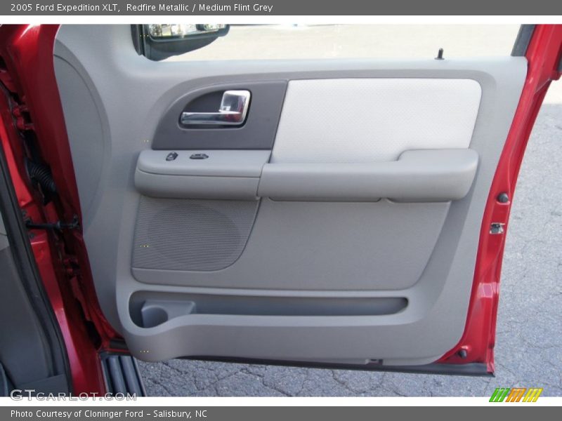 Redfire Metallic / Medium Flint Grey 2005 Ford Expedition XLT