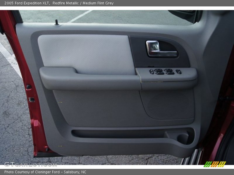 Redfire Metallic / Medium Flint Grey 2005 Ford Expedition XLT
