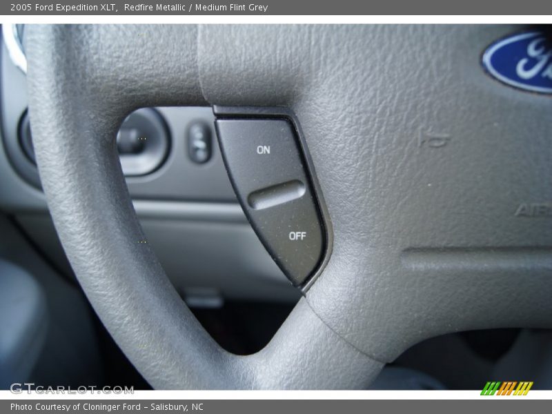 Redfire Metallic / Medium Flint Grey 2005 Ford Expedition XLT