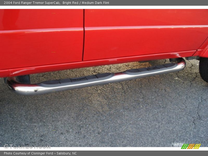 Bright Red / Medium Dark Flint 2004 Ford Ranger Tremor SuperCab