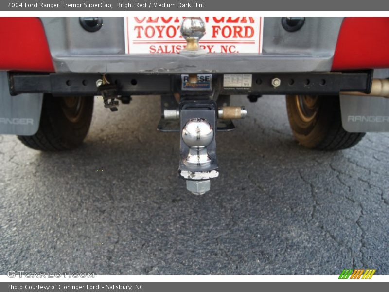 Bright Red / Medium Dark Flint 2004 Ford Ranger Tremor SuperCab