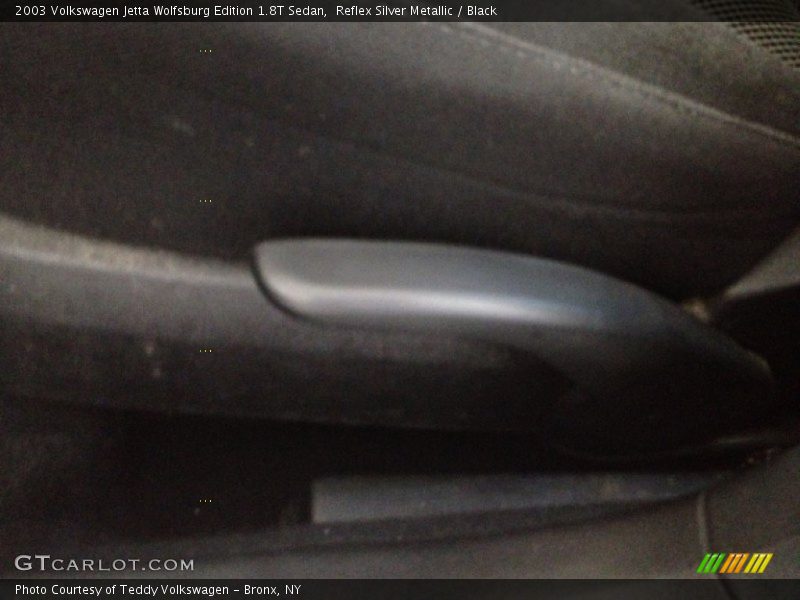 Reflex Silver Metallic / Black 2003 Volkswagen Jetta Wolfsburg Edition 1.8T Sedan