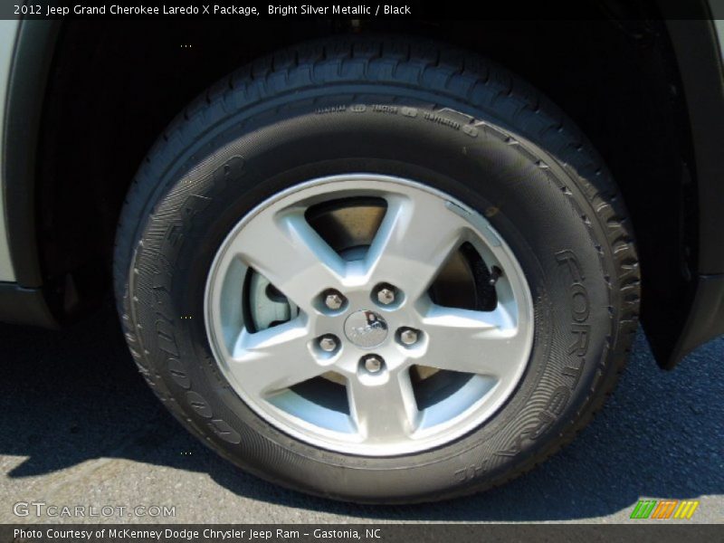Bright Silver Metallic / Black 2012 Jeep Grand Cherokee Laredo X Package