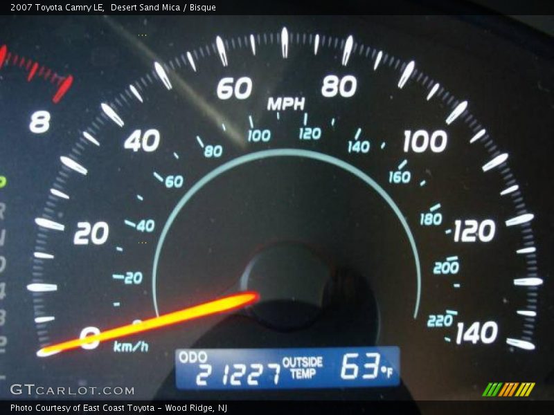 Desert Sand Mica / Bisque 2007 Toyota Camry LE