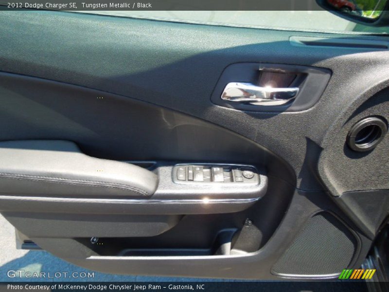 Tungsten Metallic / Black 2012 Dodge Charger SE