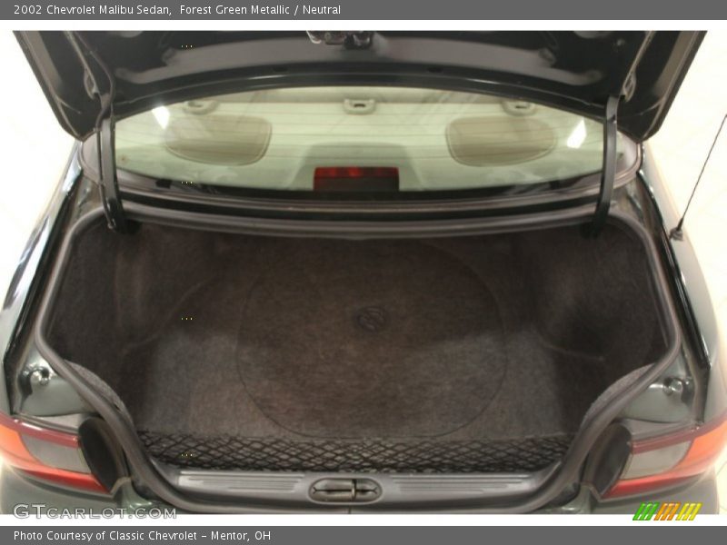 Forest Green Metallic / Neutral 2002 Chevrolet Malibu Sedan