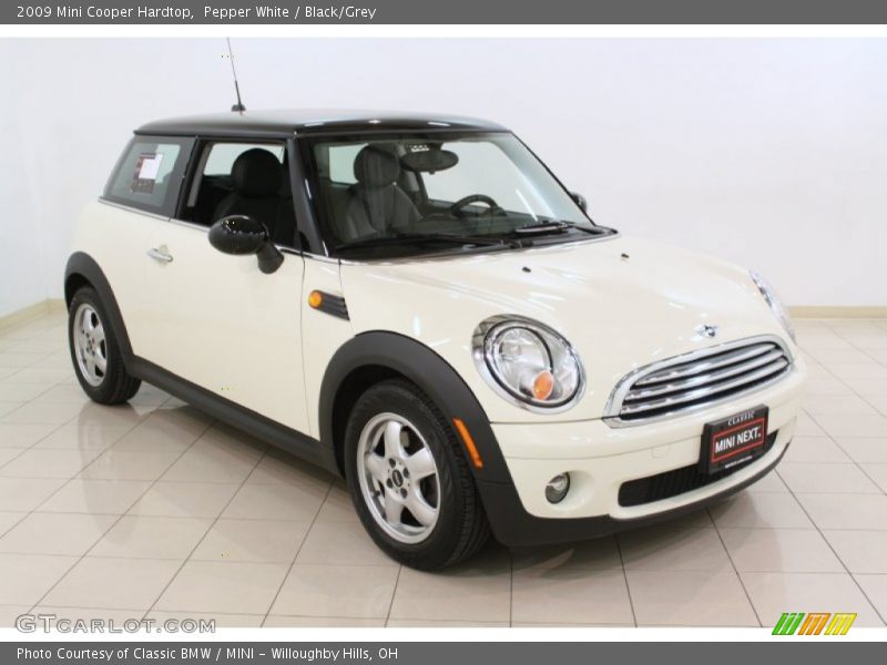 Pepper White / Black/Grey 2009 Mini Cooper Hardtop