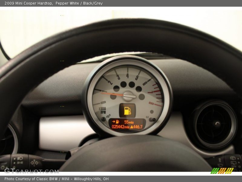 Pepper White / Black/Grey 2009 Mini Cooper Hardtop