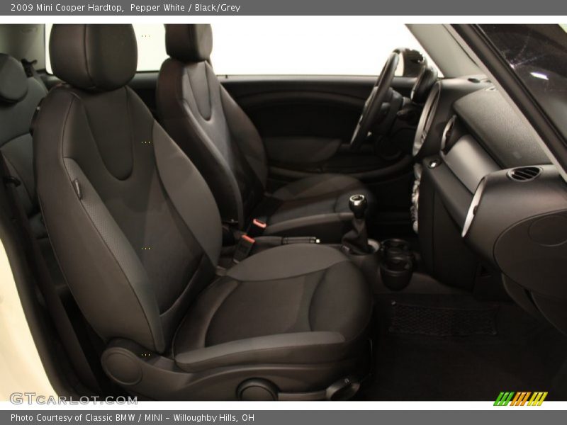 Pepper White / Black/Grey 2009 Mini Cooper Hardtop