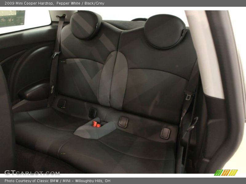 Pepper White / Black/Grey 2009 Mini Cooper Hardtop