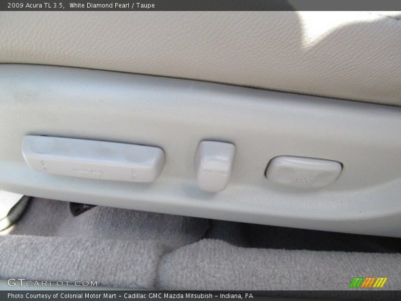 White Diamond Pearl / Taupe 2009 Acura TL 3.5