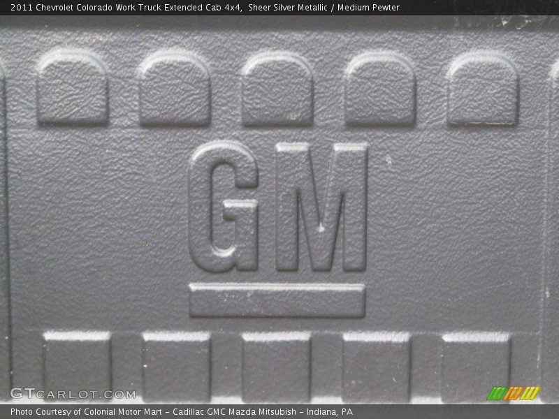 Sheer Silver Metallic / Medium Pewter 2011 Chevrolet Colorado Work Truck Extended Cab 4x4